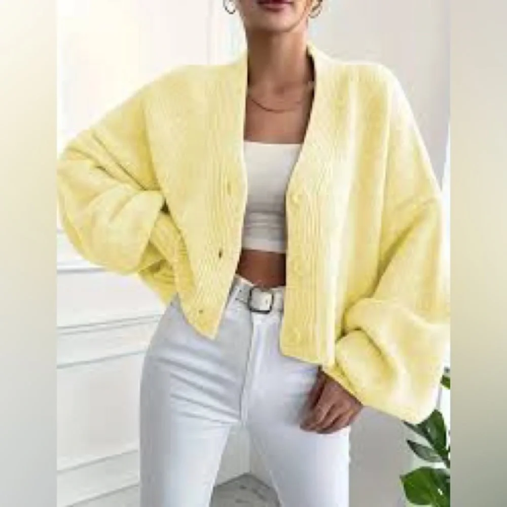 Selected Femme Cropped Button Front Cardigan - Picture 1 of 11